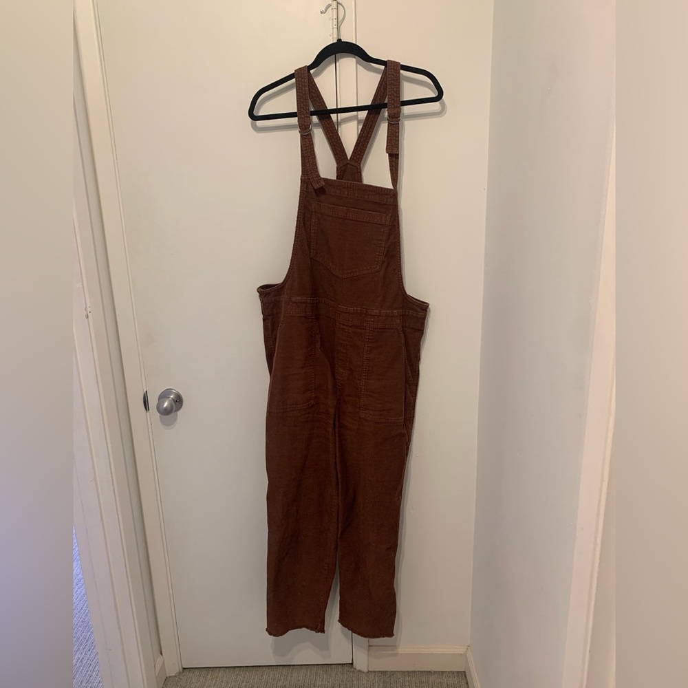 Aerie brown corduroy overalls, size large